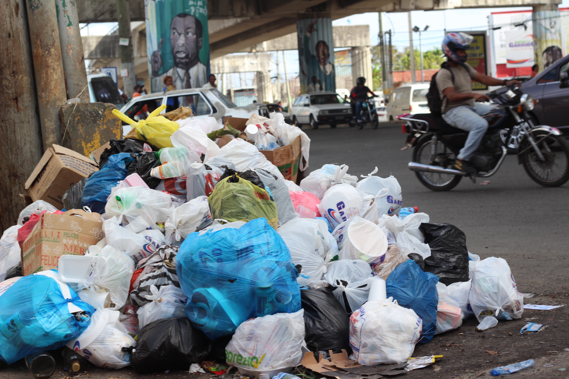 Empresa asumirá hoy recogida de basura en SDN