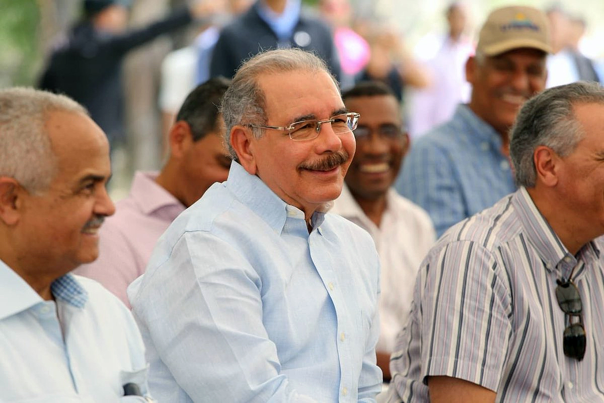 Danilo Medina envía saludo solidario y optimista al pueblo dominicano