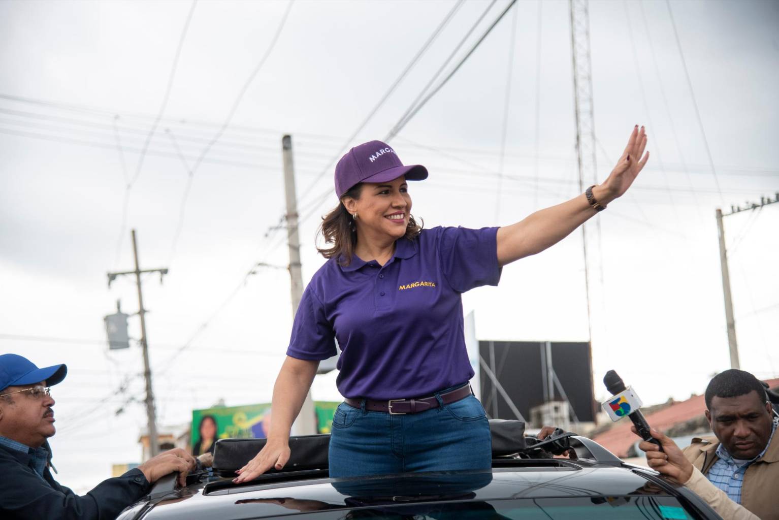 Gonzalo Castillo escoge a Margarita Cedeño como su vicepresidenta