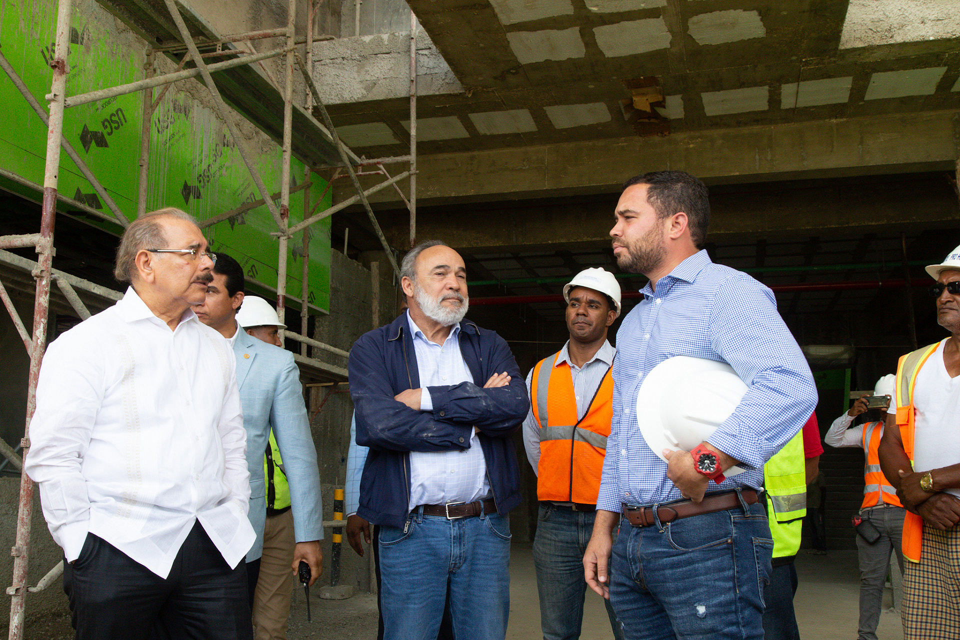 Danilo realiza Visita Sorpresa a hospitales