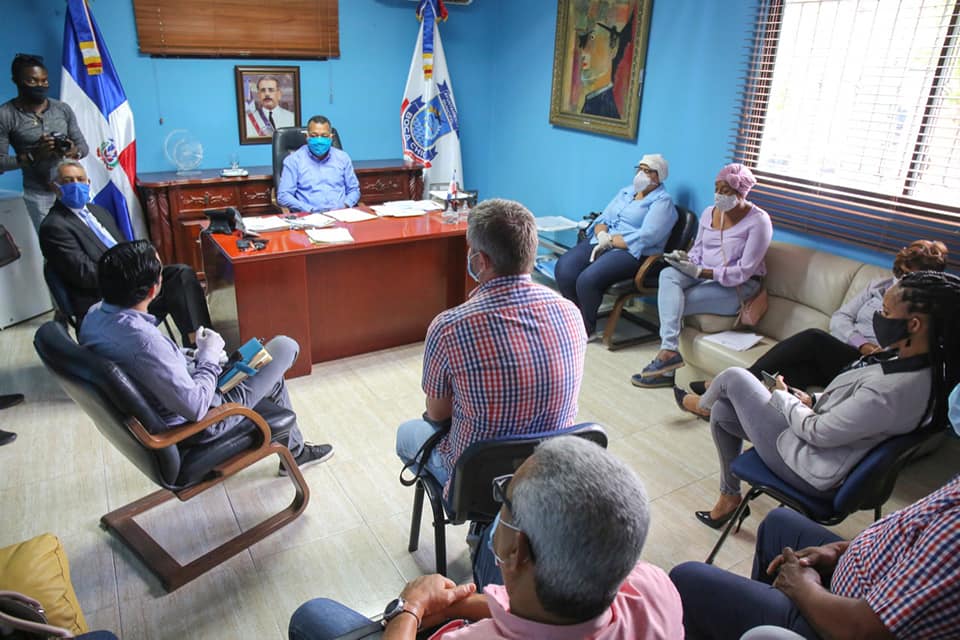 Acuerdan relanzar Boca Chica como destino turístico