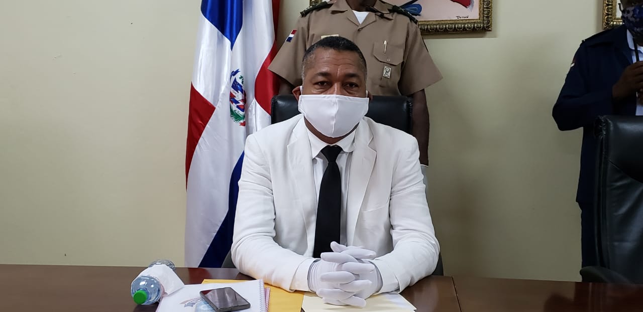 Alcaldía de Boca Chica reanudará construcción de obras financiadas por AES Dominicana