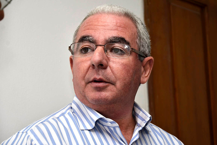 Luis Abinader designaría a Carlos Cota Lama como director del Departamento Aeroportuario