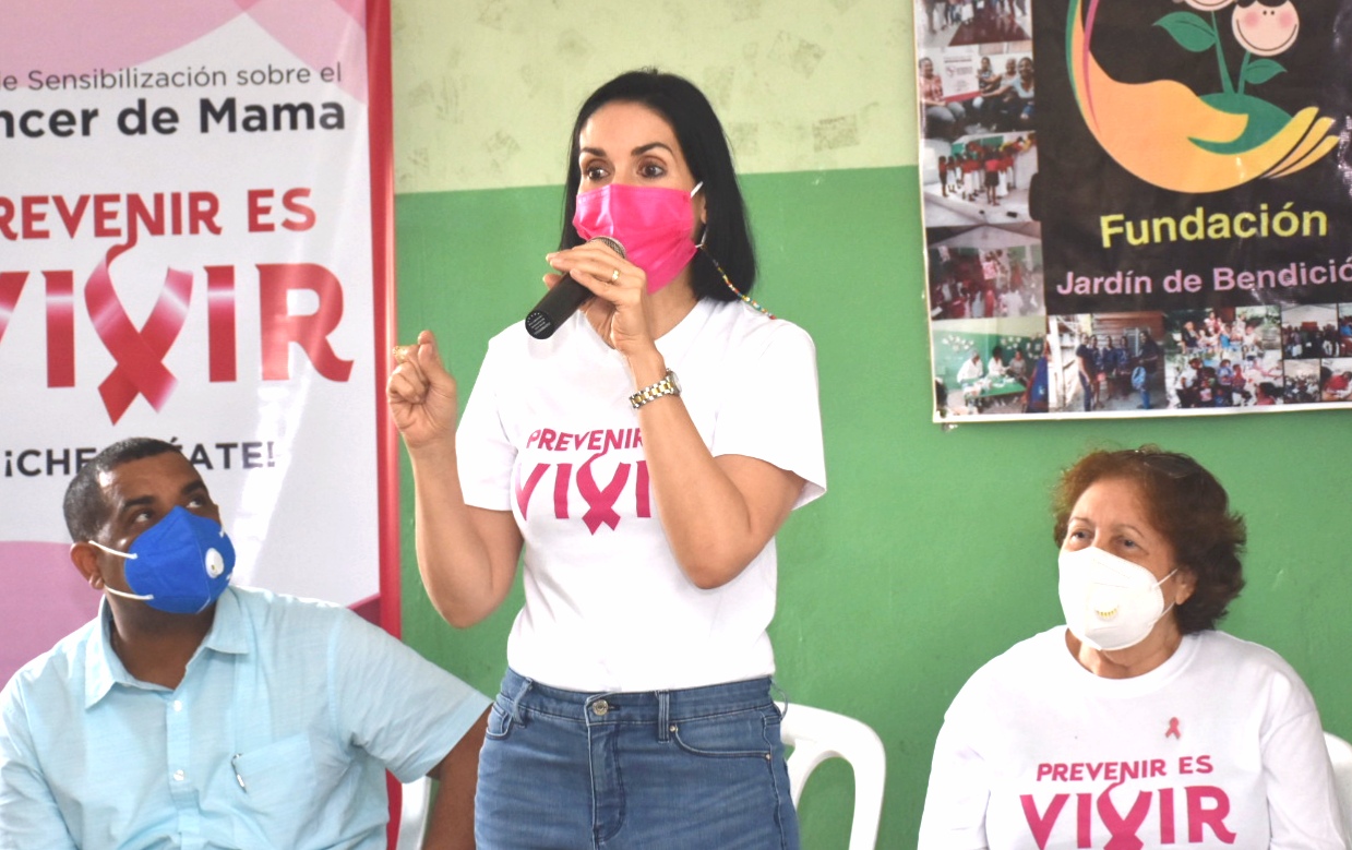 Comedores Económicos del Estado apoyan operativo médico en Barahona