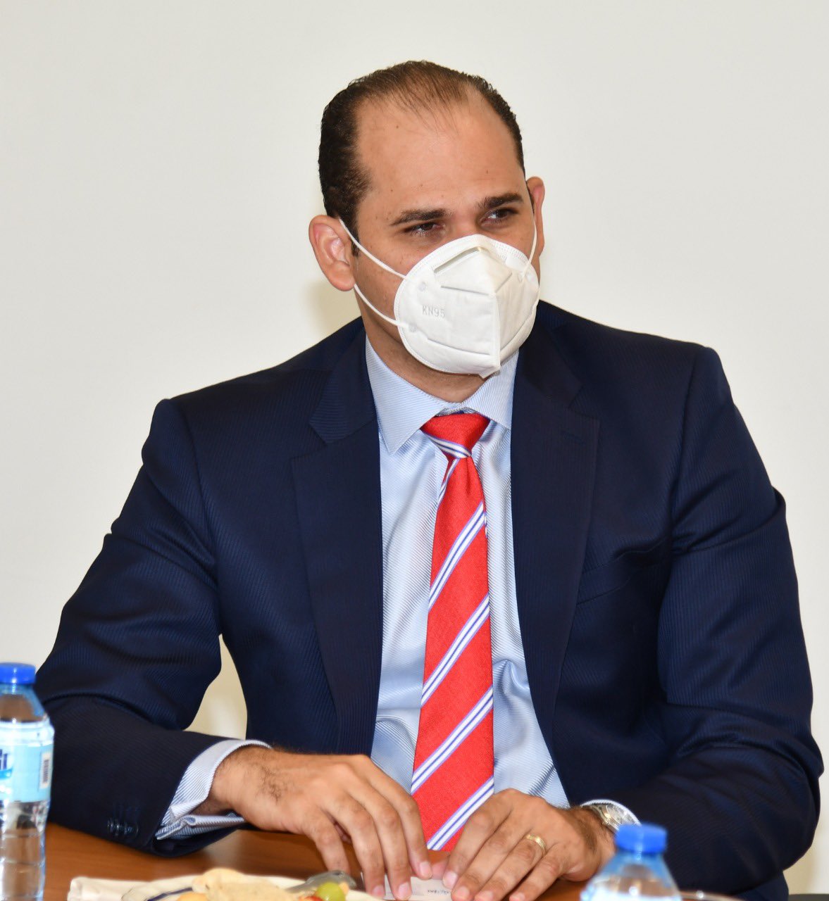 Director de Promese/Cal supervisa farmacias