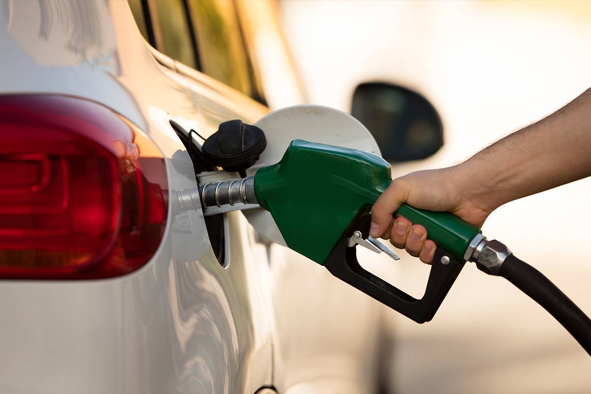 Gobierno ha mantenido congelados precios de combustibles durante 52 semanas