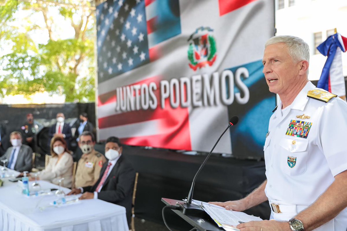 Estados Unidos dona tres hospitales móviles a República Dominicana por la pandemia