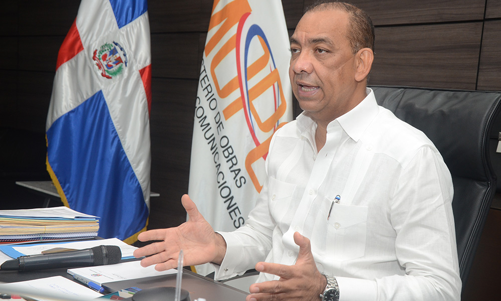 MOPC afirma trabajos en vía San Isidro están amparados en contrato y adenda