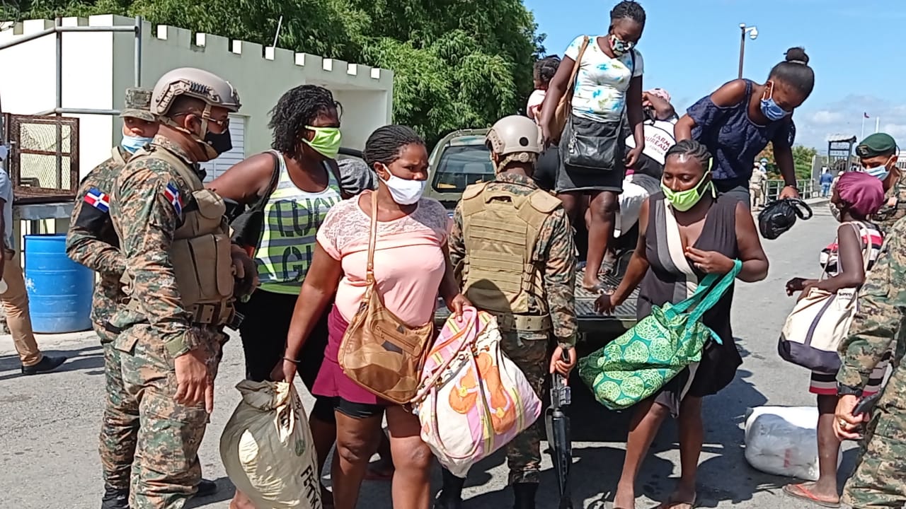 República Dominicana ve «inaceptable» que ONU pida parar deportaciones de haitianos