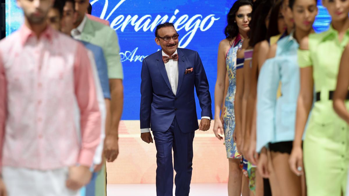 Fallece el diseñador de moda dominicano Arcadio Díaz