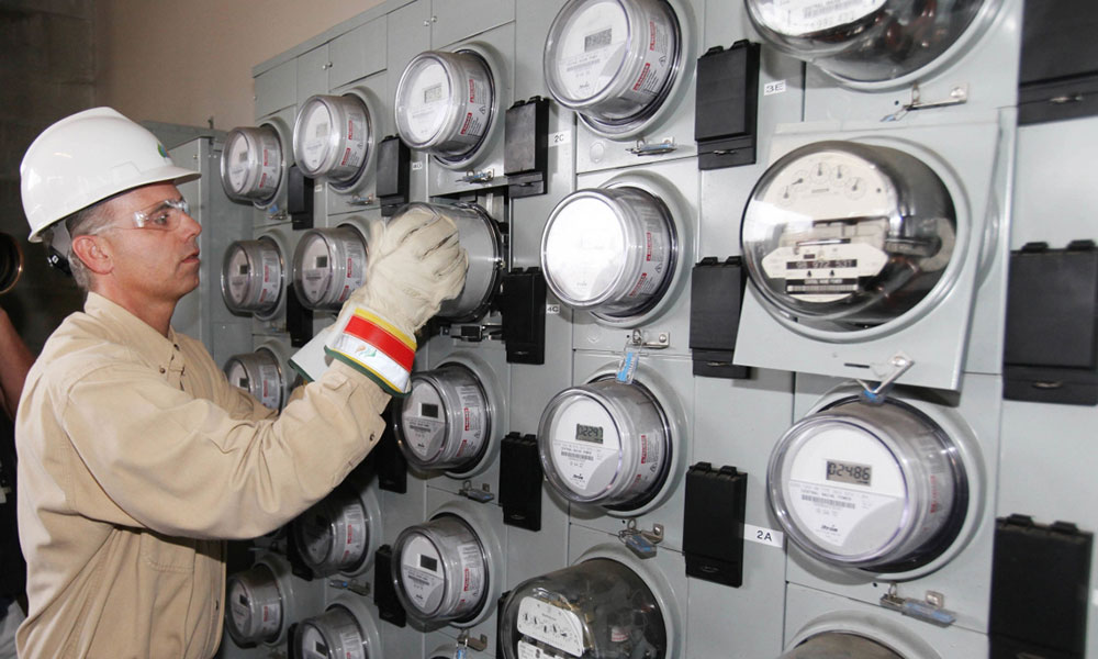 Usuarios de EDE Este pegan el grito al cielo por aumento factura servicio eléctrico