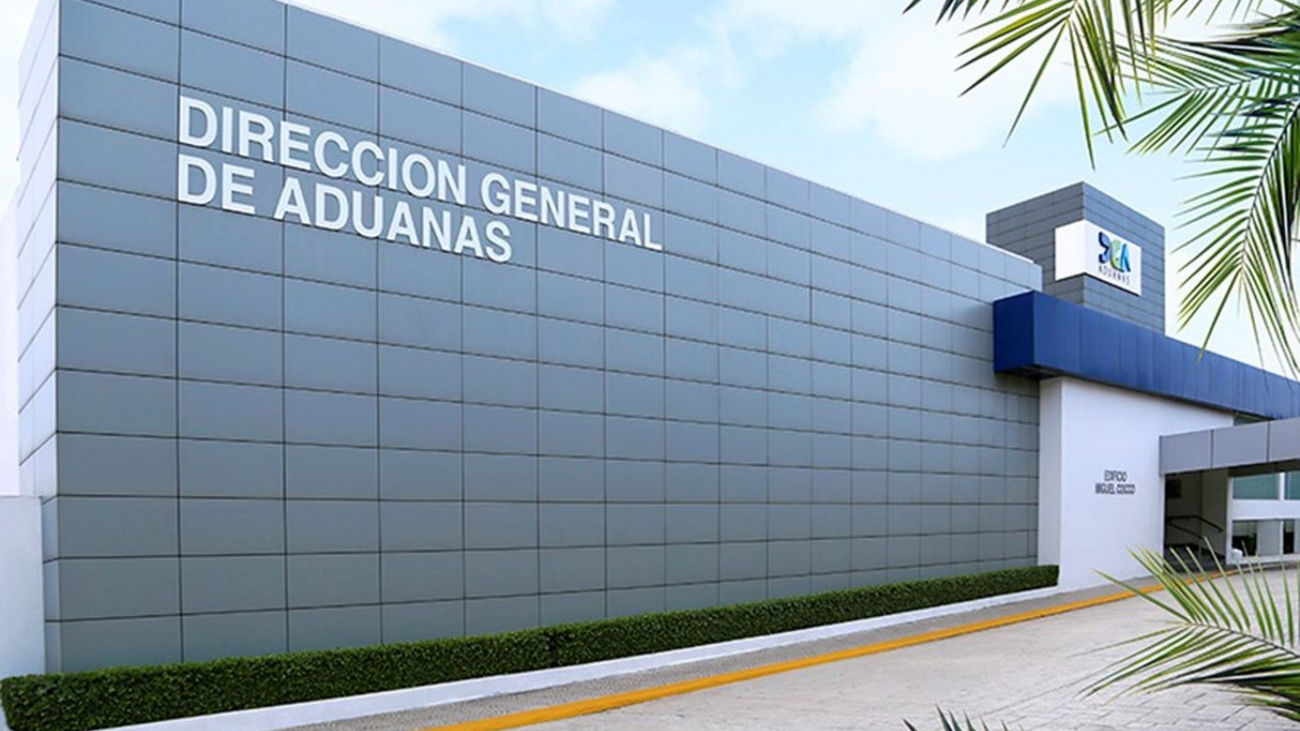 Aduanas recauda un 60 % más que en todo 2019