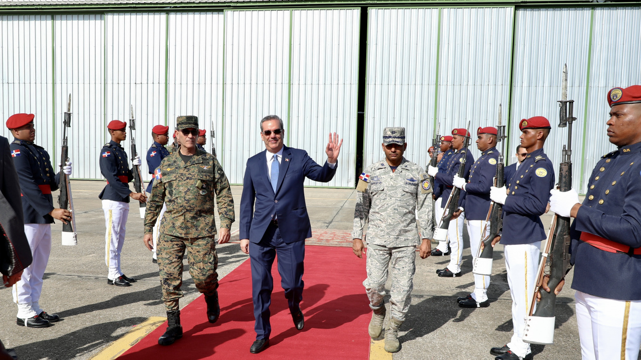 Presidente Abinader viaja a Belice