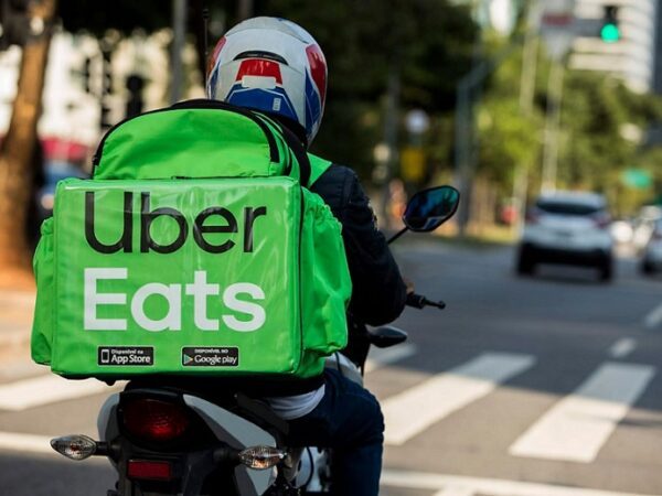 Clientes denuncian que fueron estafados por Uber Eats