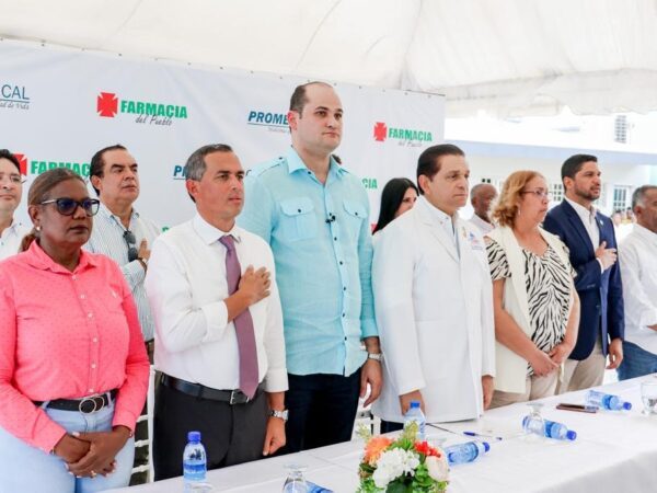 Inauguran nuevas Farmacias del Pueblo