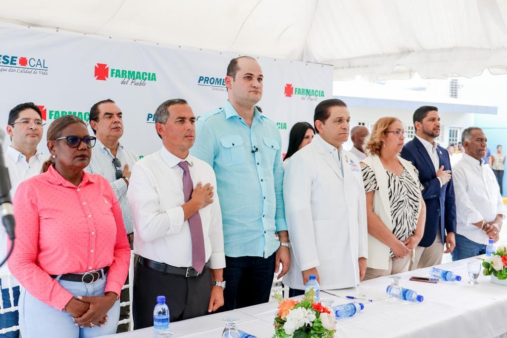 Inauguran nuevas Farmacias del Pueblo