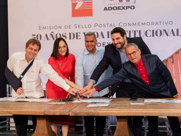 INPOSDOM y ADOEXPO ponen en circulación emisión postal