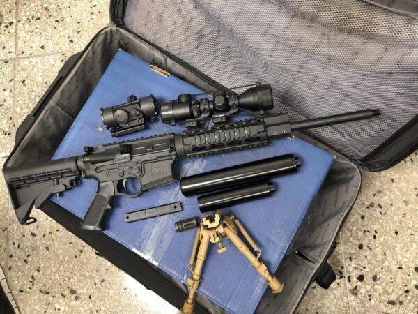 Ocupan fusil dentro de tanque enviado desde Estados Unidos