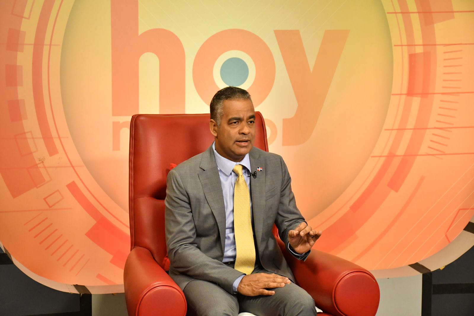 Ministro anuncia fecha inauguración primera etapa del teleférico de Los Alcarrizos