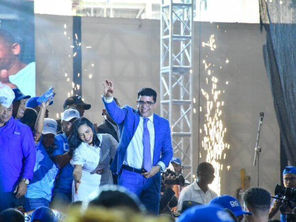 Dío Astacio lanza precandidatura Alcaldía de Santo Domingo Este