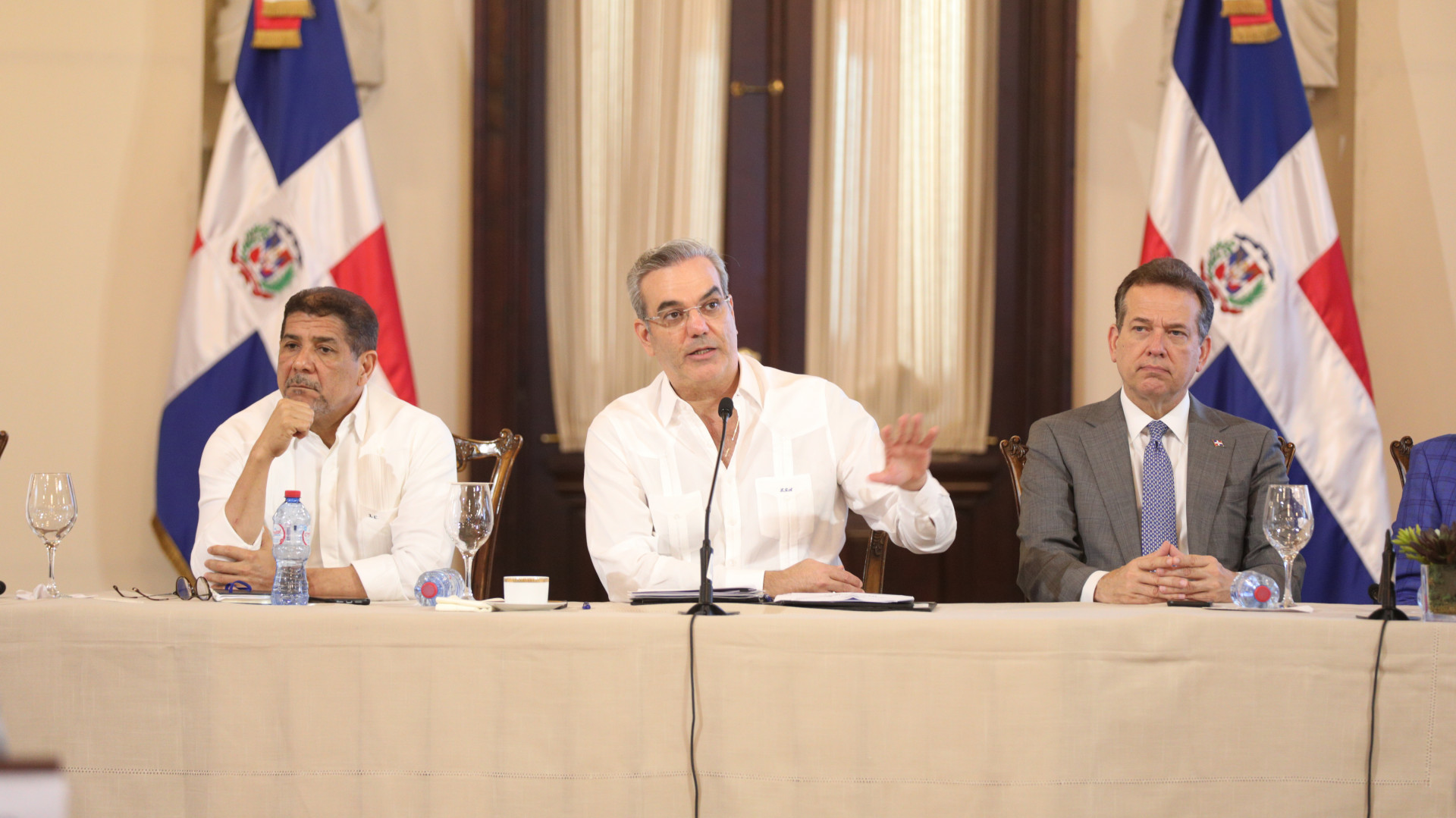 Presidente encabeza lanzamiento programa