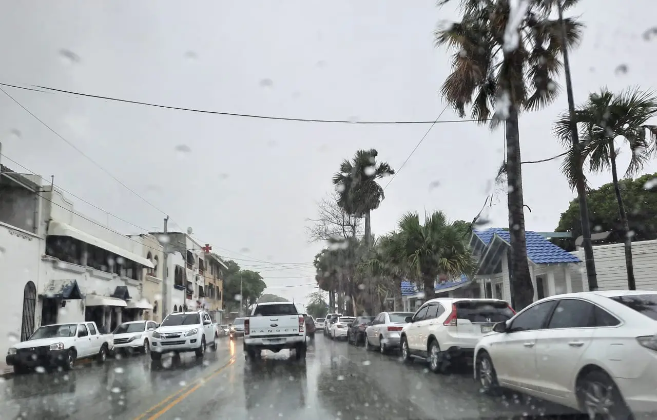 Se forma en el océano Atlántico la tormenta tropical Ernesto