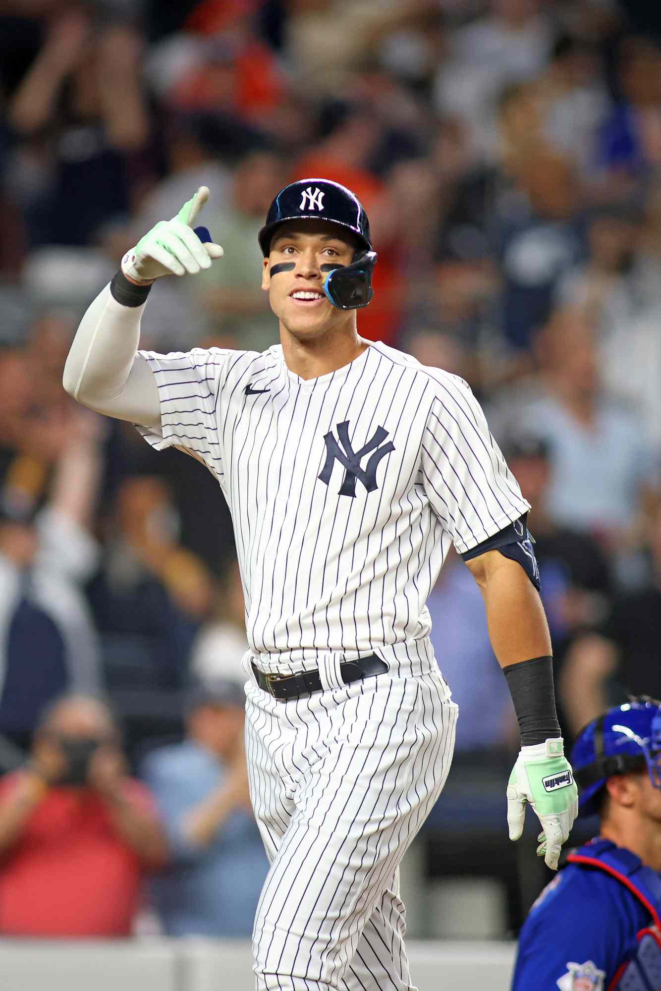 Judge pega dos  jonrones y Yankees ganan