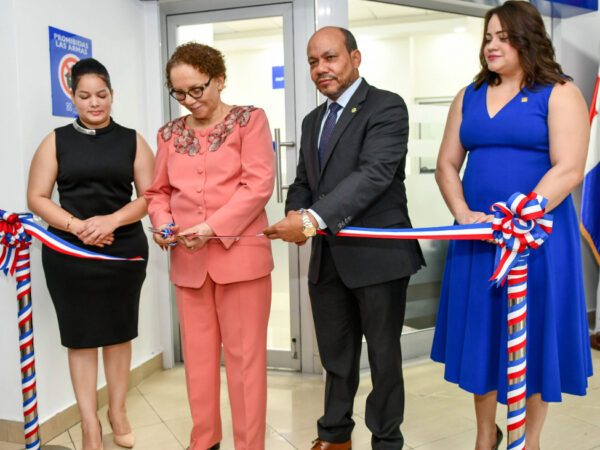 DGII y PGR inauguran nueva oficina