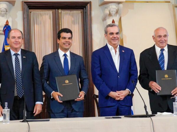 República Dominicana firma acuerdo con Israel