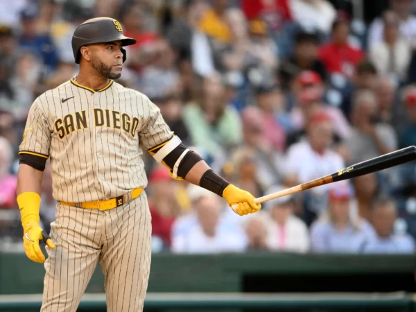 Padres se preparan para el regreso de Nelson Cruz