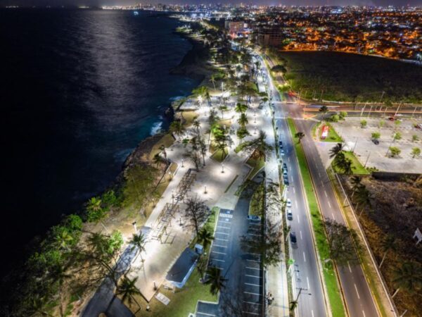 Presidente Abinader inaugura nuevo malecón de Santo Domingo Este