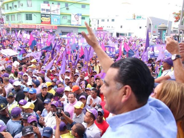 Luis Alberto asegura SDE marchó por la deuda social que tiene este gobierno con el pueblo