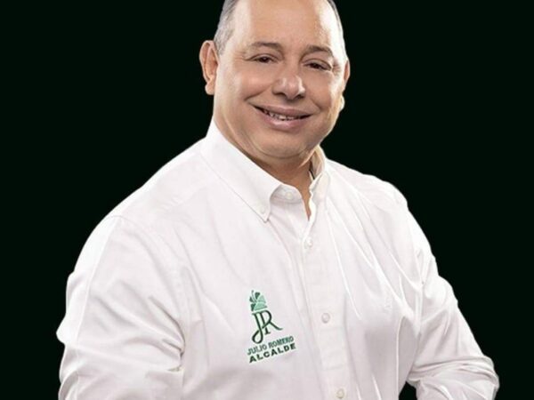 Fuerza del Pueblo escoge a Julio Romero como su candidato a alcalde SDE