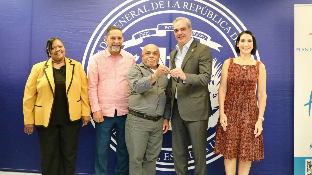 Presidente anuncia lanzamiento del programa de Viviendas Familia Feliz para comunidad dominicana en el exterior