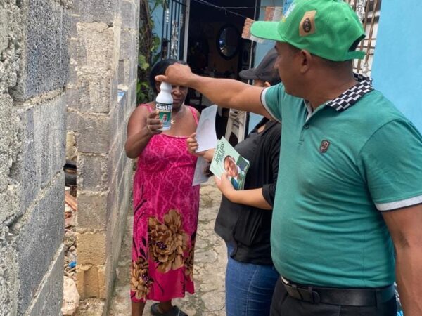 Diputado Rafael Castillo encabeza jornada de fumigación contra el dengue