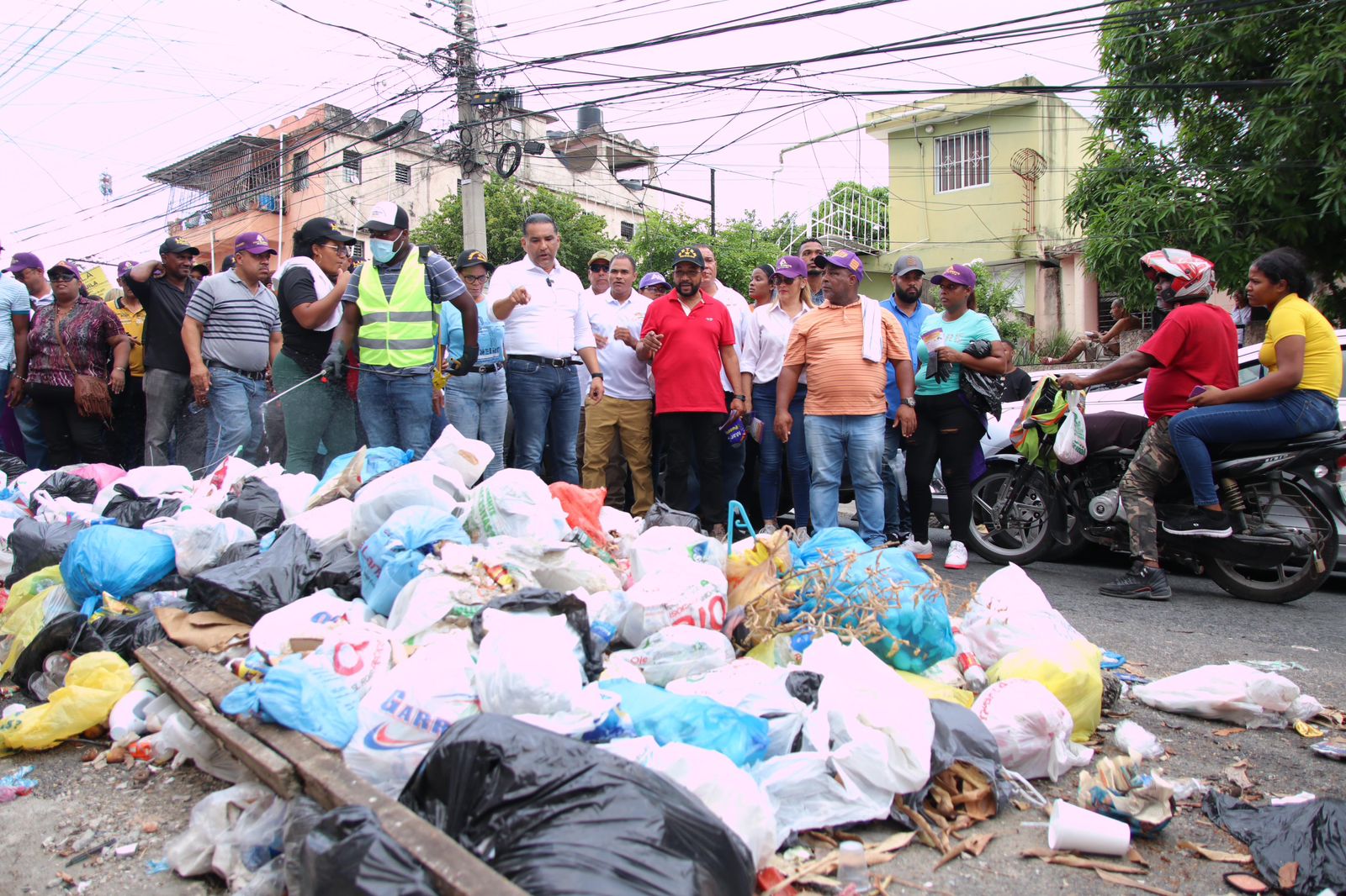 Luis Alberto reitera que Santo Domingo Este debe ser declarado en estado de emergencia