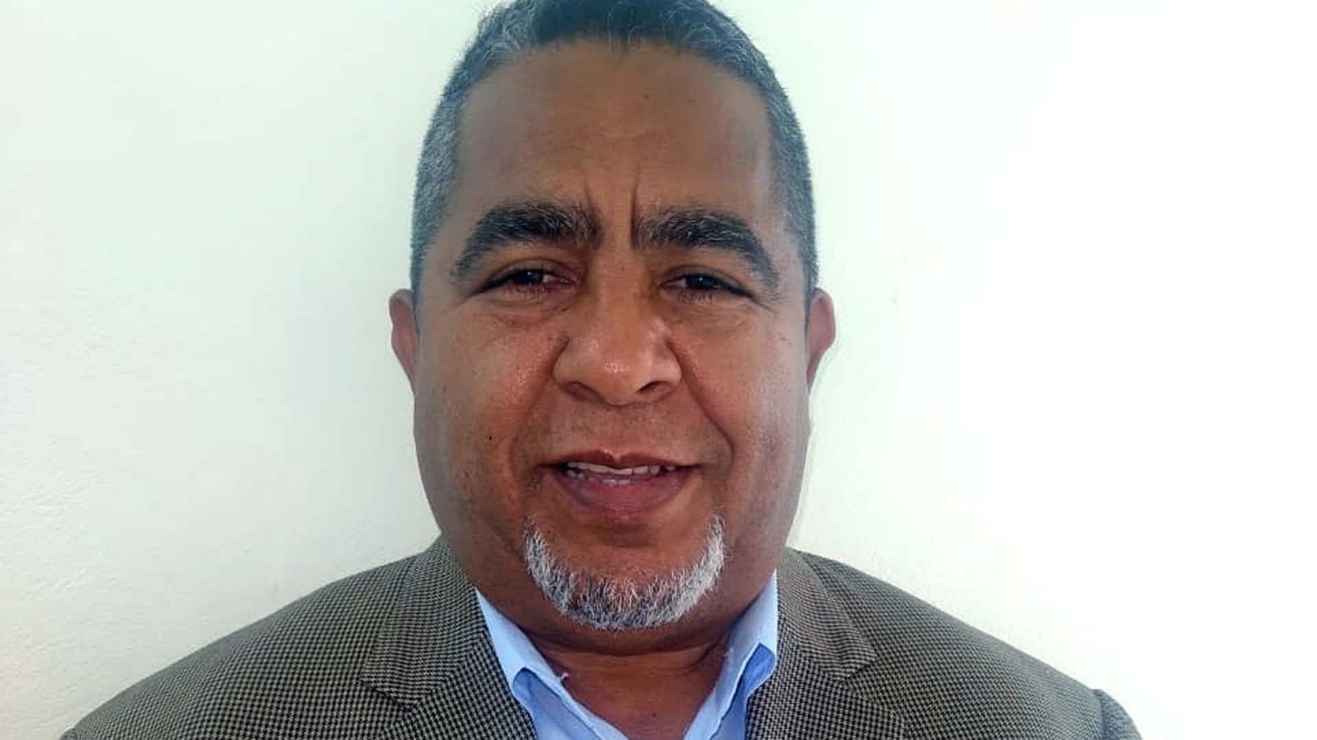 Dirigente del PRM defiende la gestión del senador de la provincia Santo Domingo