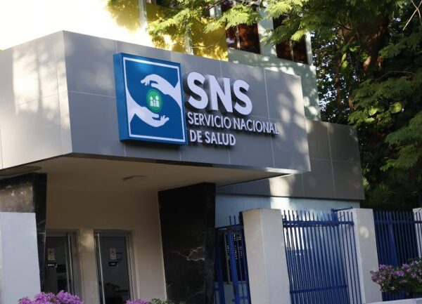 SNS informa que nunca se ha planteado la privatización de la Maternidad de Los Mina