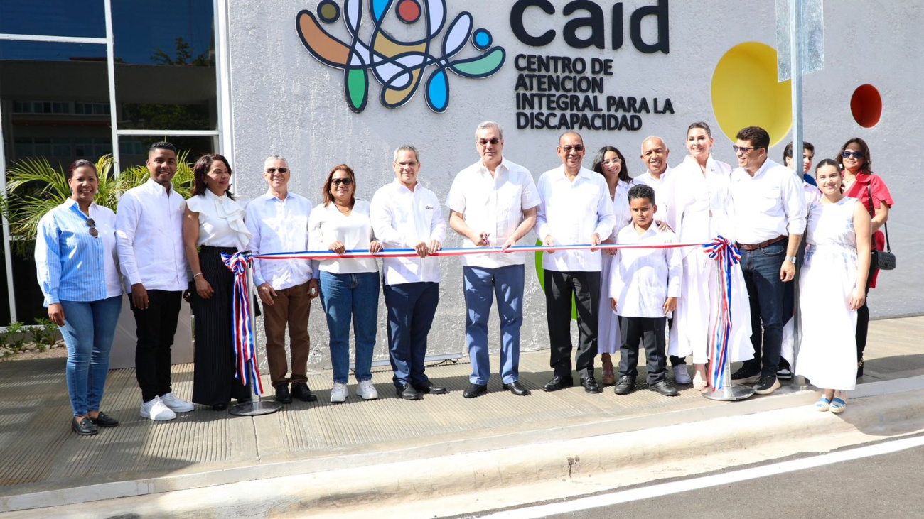 Presidente Abinader inaugura nuevo CAID en SDE