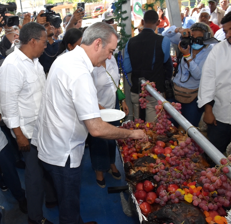 Comedores Económicos llevan alegría a la población durante las festividades de Navidad y Año Nuevo