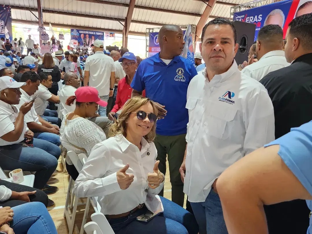 Sandy Quiñonez invita a los residentes de SDE a recibir al presidente Luis Abinader