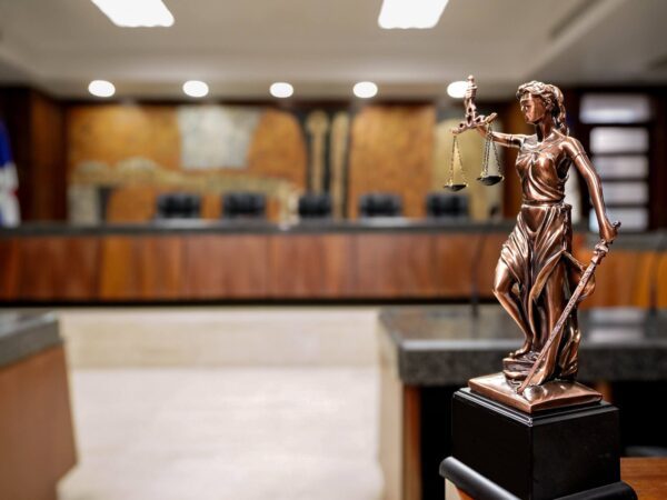 Suprema Corte de Justicia aplaza audiencia