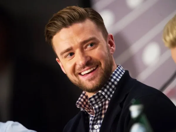 El cantante Justin Timberlake es puesto en libertad