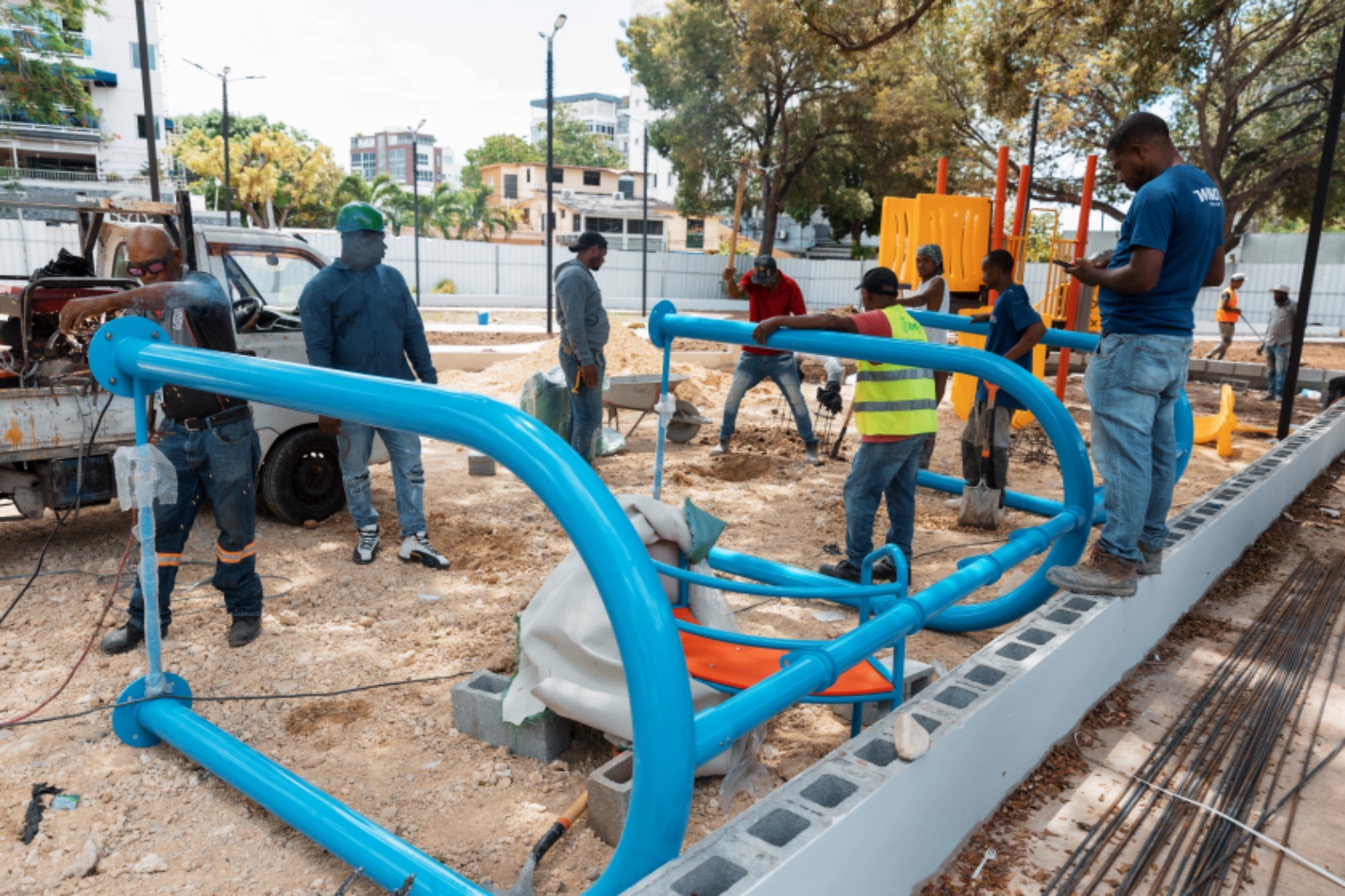 Alcaldía del Distrito Nacional trabaja simultáneamente en la construcción de 6 parques