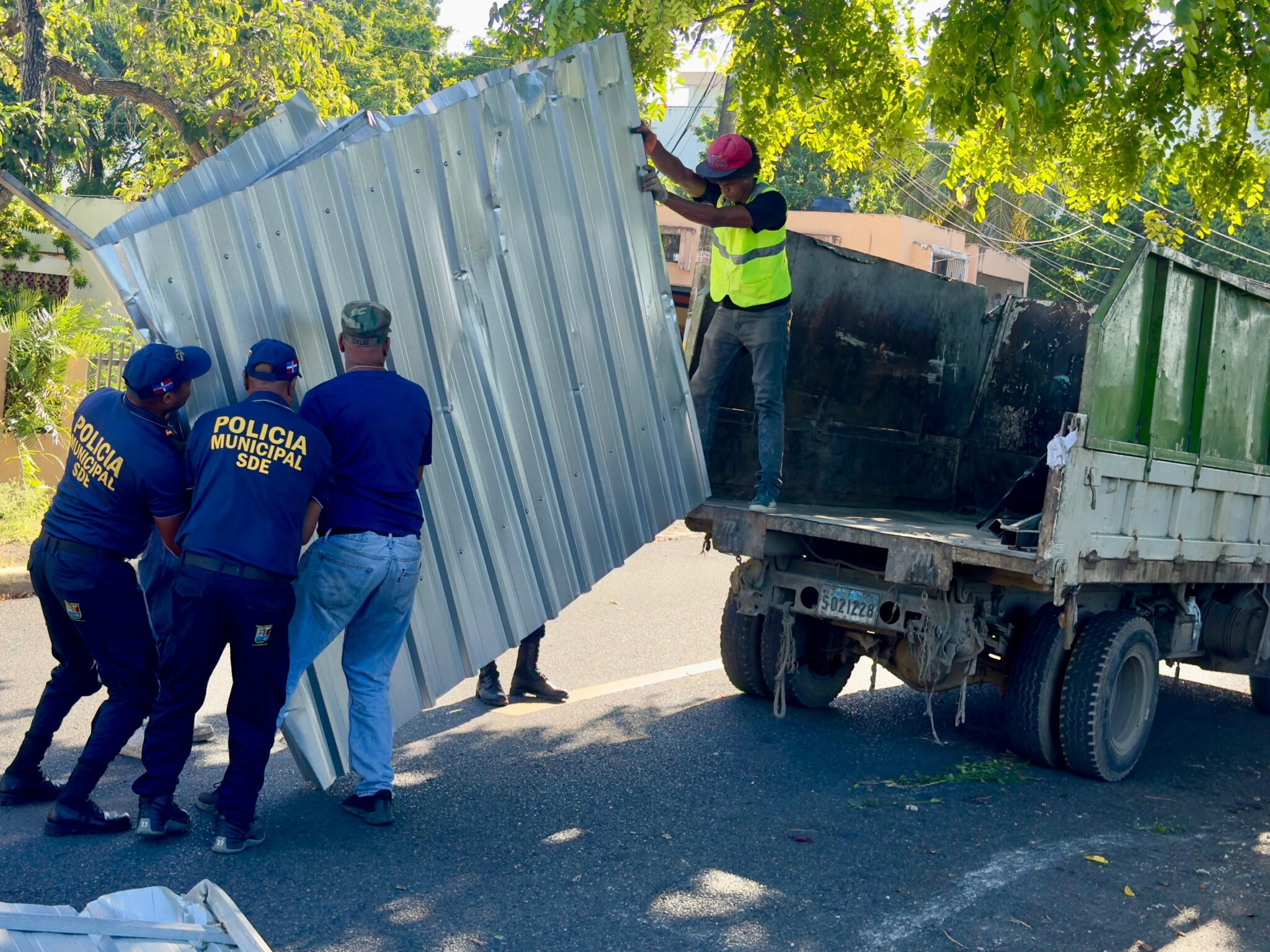 Ayuntamiento de Santo Domingo Este recupera área verde