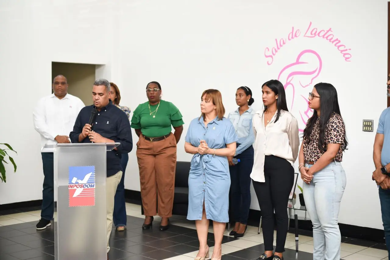 Director de INPOSDOM inaugura nuevas áreas de lactancia, salud mental y un dispensario médico