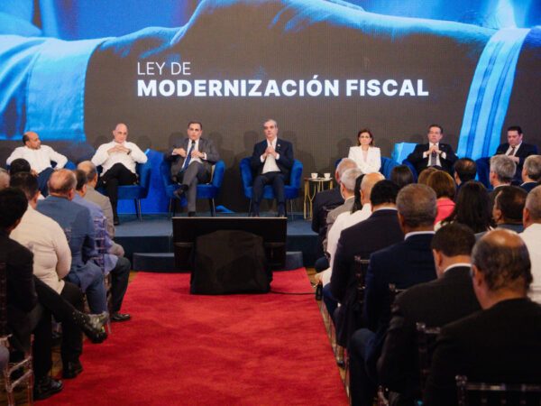 Presidente Abinader encabeza presentación del Proyecto de Ley de Modernización Fiscal