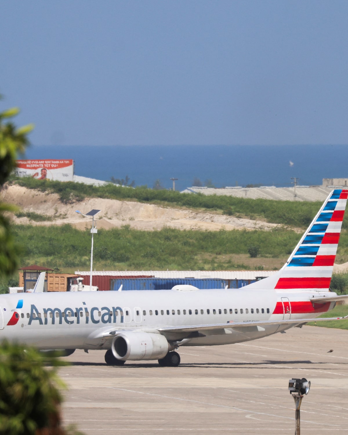 American Airlines suspende por tres meses vuelos a Haití tras ataque a uno de sus aviones