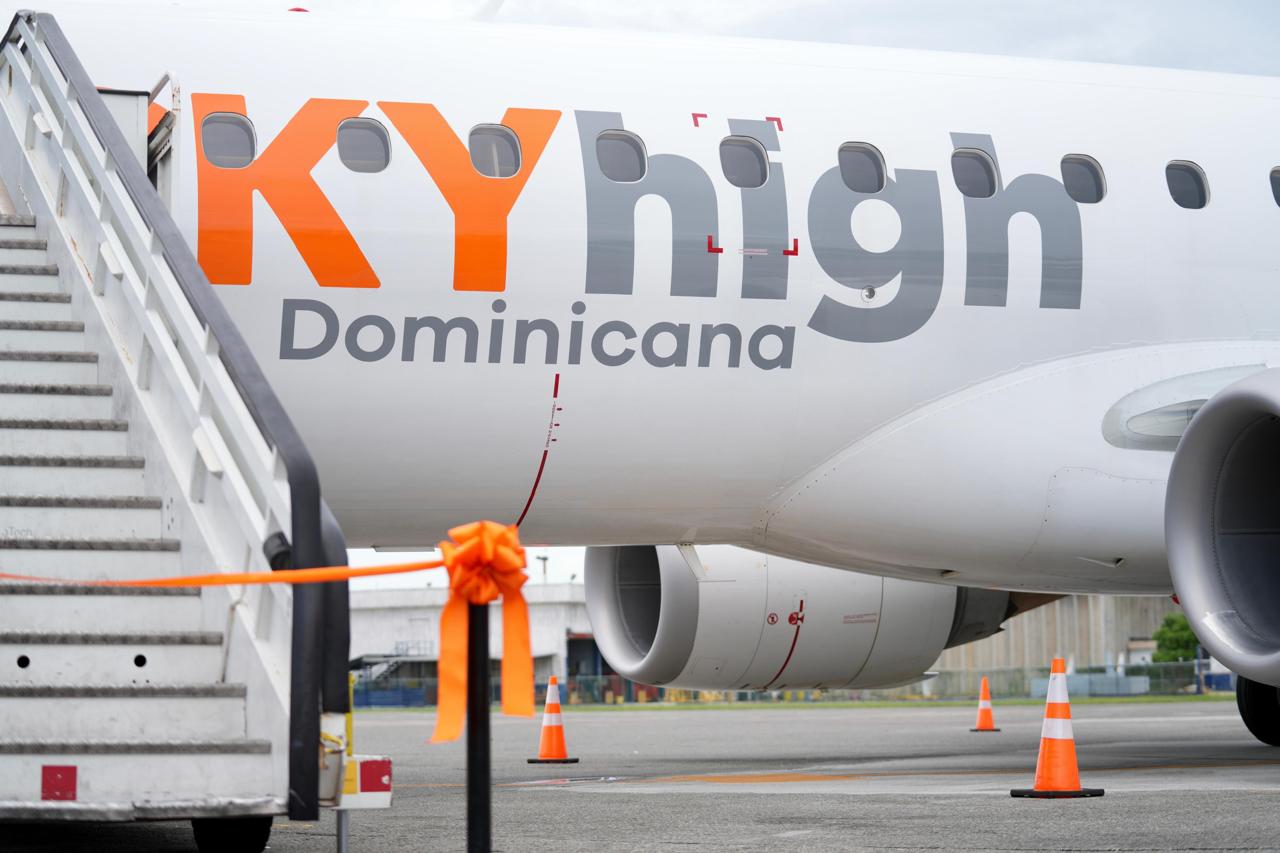 Pasajeros denuncian publicidad engañosa y mal servicio de SKYhigh Dominicana