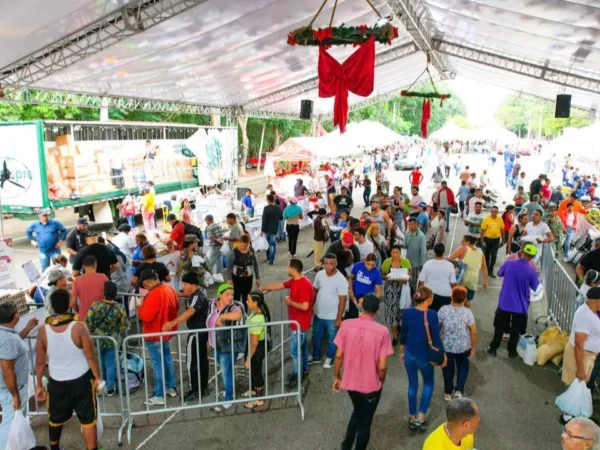 Más de 500 mil personas beneficiadas en las Ferias Navidad del Cambio con el INESPRE